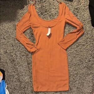 Elegant Orange Long-Sleeve Dress